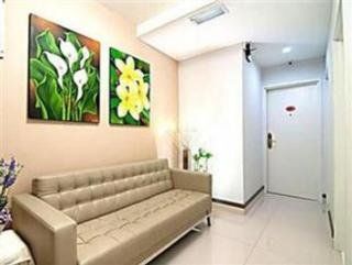 Sunshine Hotel